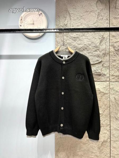 DIORCD刺繍ロゴラウンドネックフェイクカーディガンジャケット男女同型 2