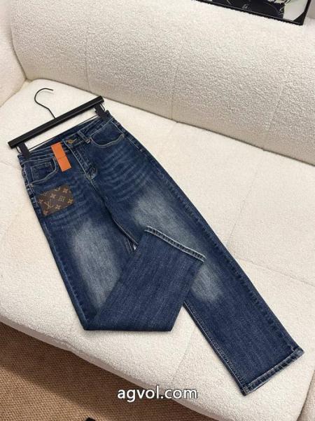 Louis Vuittonロバの家カスタム老花四つ葉のアルファベットの皮のカウボーイ煙管ズボン長ズボン 4