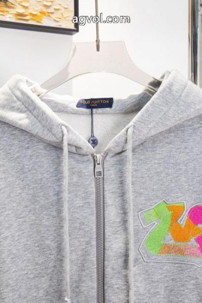 LVルイヴィトン公式サイトの幻の刺繍ジッパー付きパーカ 5 