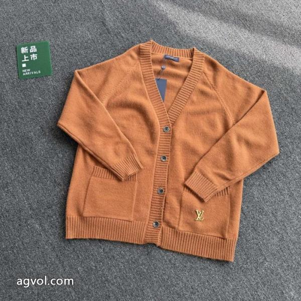 Louis Vuittonレトロなロゴニットカーディガンセーターのコート 2