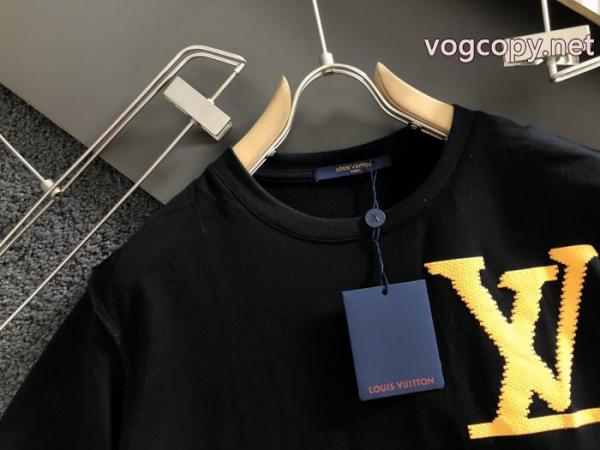 LOUIS VUITTON最新コットンオフセットブラックねじ付き半袖Tシャツ 3