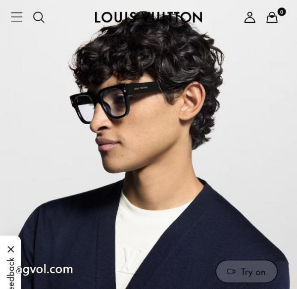 LOUIS VUITTON今年も大人気旬の気分を絶妙にロゴ入り新作 ブランド コピー ショップメガネ 3