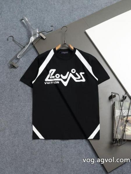 高品質LOUIS VUITTON 2025 ss最新革ロゴ発泡丸首半袖Tシャツ 0 