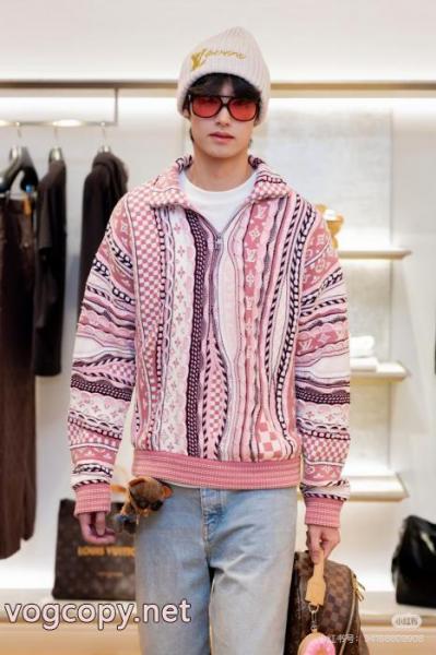 ブランド フェイク最安値挑戦中 今年人気定番新作 2025年トレンドセーターLOUIS VUITTON 6 