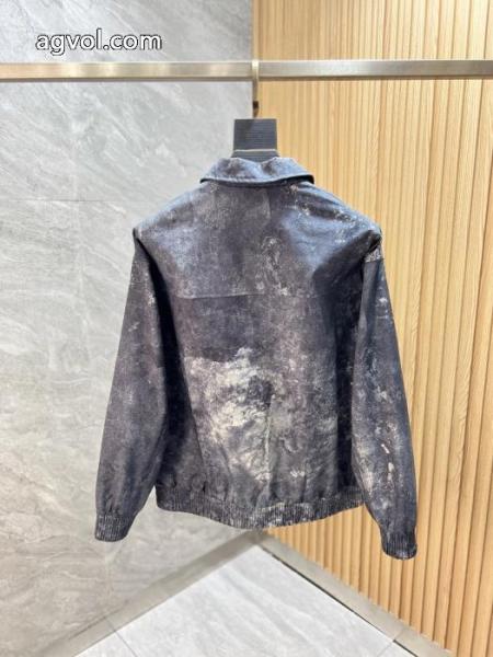 値下げ! 秋冬限定色や海外限定 高級素材LOUIS VUITTONブランド アクセサリー 激安ジャケット 1