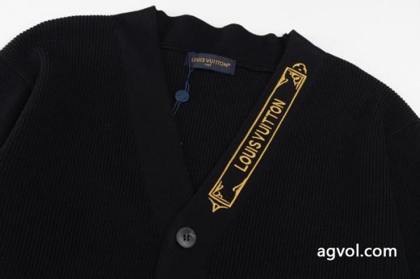 クラシックな雰囲気のトップス 大人気商品 好感度アップコートLOUIS VUITTONブランド スーパー コピー 通販 2