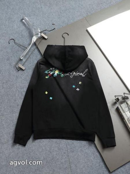 パーカーコピー ブランド 優良ロゴ入り新作 一流の憧れブランド 最前線新作LOUIS VUITTON 2