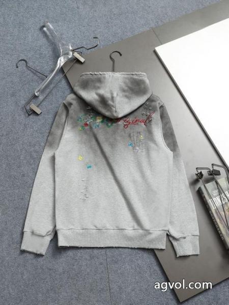 パーカーコピー ブランド 優良ロゴ入り新作 一流の憧れブランド 最前線新作LOUIS VUITTON 7