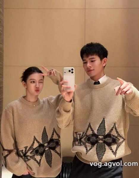 LOUIS VUITTON2025限定 超レア 秋冬 即完売必至セータースーパー コピー メンズ 0