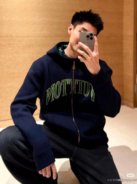 LOUIS VUITTON2025新作大注目 少量販売 人気沸騰アイテムコピー 商品 通販ジャケット 0