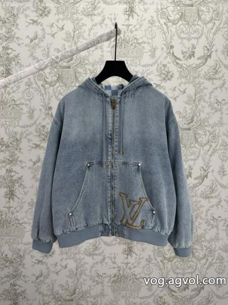 LOUIS VUITTONコート2025新品入荷 希少!取り扱い店舗限定 格好良いブランド アクセサリー 激安 0