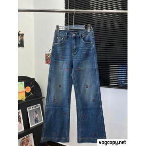 ブランド コピー 専門ルイ ヴィトン日本未上陸のブランド存在感拔群王道コンビジーンズ
