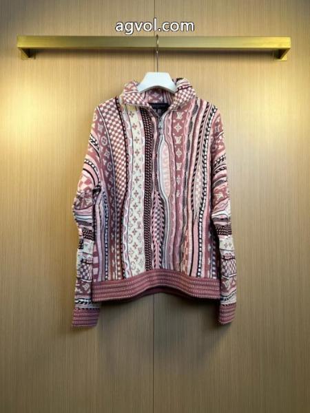 コピー 商品 通販最新コレクション 年末年始はセール 最終数量限り!セーターLOUIS VUITTON 1