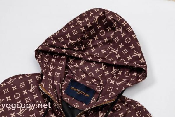 ジャケットカップルで共有したい トレンドアイテム 大人の上質感激安 ブランドLOUIS VUITTON 2