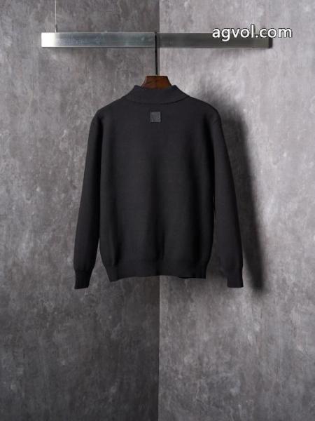 LOUIS VUITTONSALE品追加 秋冬話題アイテム 高級感のあるジャケットコピー ブランド 3