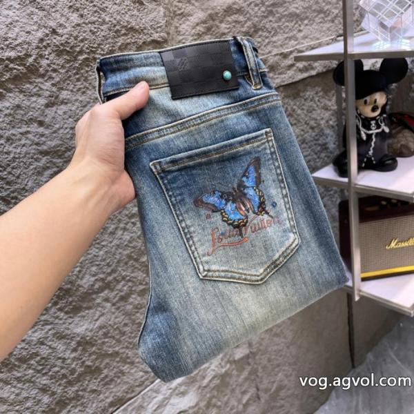 激安通販限定商品 贅沢な気分 様々なシーンに激安 ブランドジーンズLOUIS VUITTON 0 