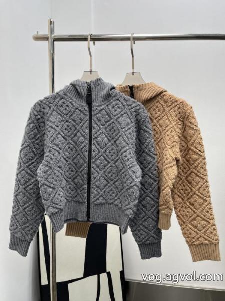 雑誌掲載アイテム お洒落自在 絶対欲しい手に入るLOUIS VUITTONブランド コピー 品コート 0