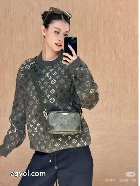 セールで破格 定番の人気商品 品質感ルイ ヴィトンブランド コピー 着払いセーター 3