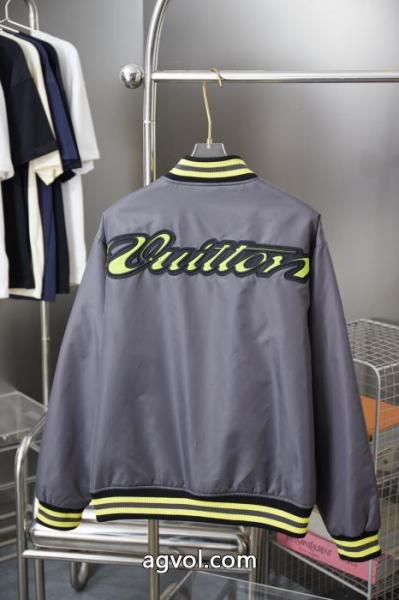 偽物 ブランド 販売LOUIS VUITTON新作モデル デザイン高い 芸能人人気ジャケット 4