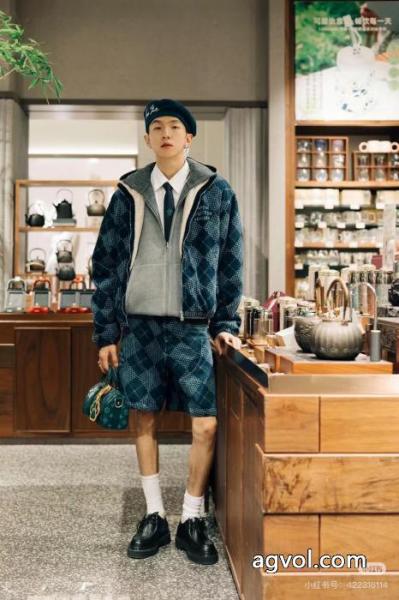 ブランド 通販 激安LOUIS VUITTONコート新作人気 驚きの破格値送料無料 トレンド感満載 4