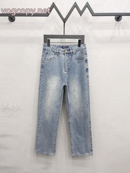 新価格で登場 視線を集めて SS25極上発売ブランド コピー ショップLOUIS VUITTONジーンズ 6 