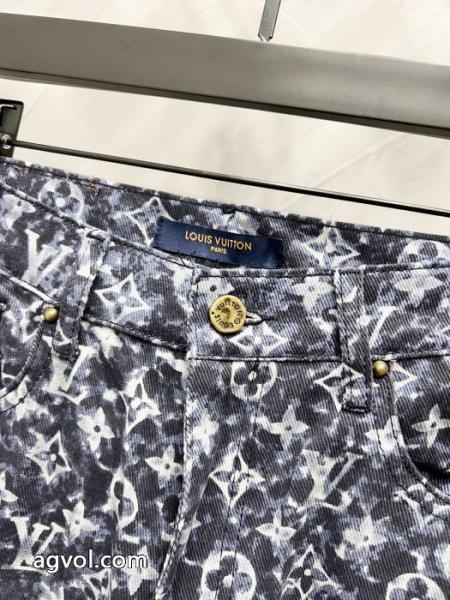 一番人気限定アイテム 独特なデザイン 秋冬季超人気激安 通販 専門店ジーンズLOUIS VUITTON 4