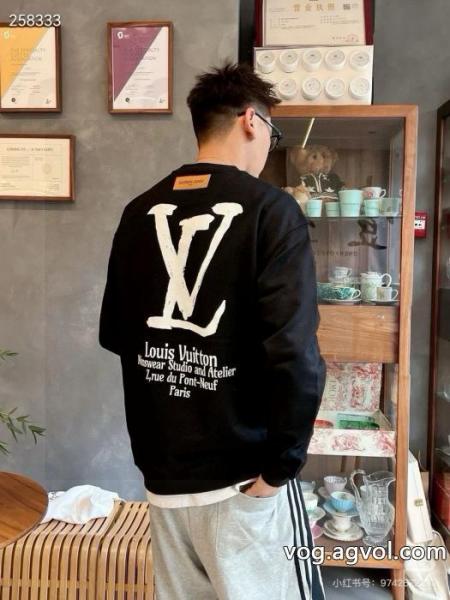 LOUIS VUITTON超おしゃれ 機能性抜群! 安心の追跡案内コピー ブランド 優良パーカー 0