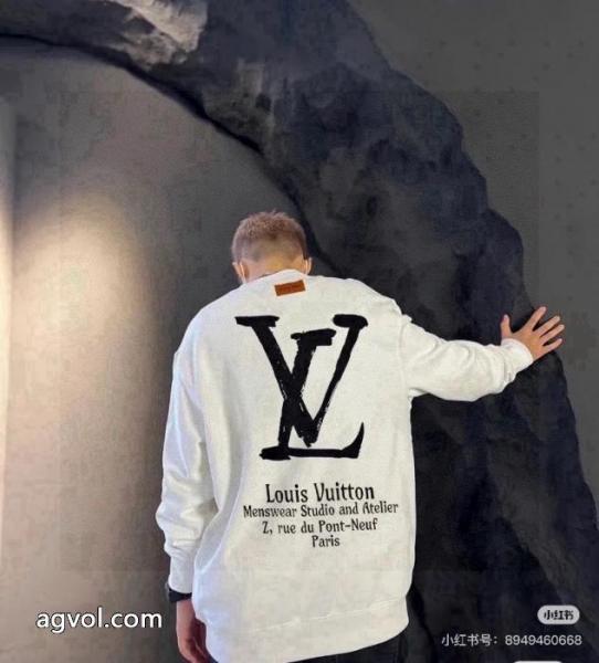 LOUIS VUITTON超おしゃれ 機能性抜群! 安心の追跡案内コピー ブランド 優良パーカー 4