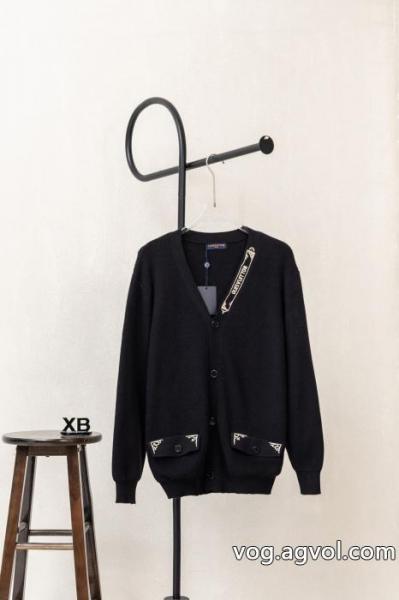 ブランド コピー 優良セーターコート2025最新入荷 人気アイテム 数量限定低価LOUIS VUITTON 0 