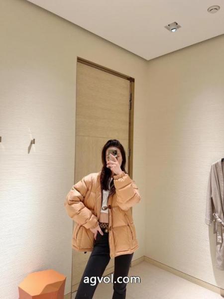 人気沸騰なアイテム 高級感のあるデザイン ギフトラッピングOKブランド スーパー コピー 優良店ダウンジャケットLOUIS VUITTON 6