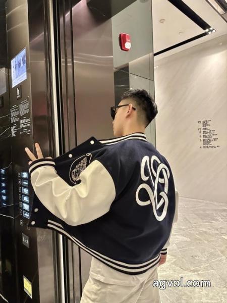 高級感が溢れた 万能タイプ 男女兼用ブランド コピー s 級LOUIS VUITTONコート 3