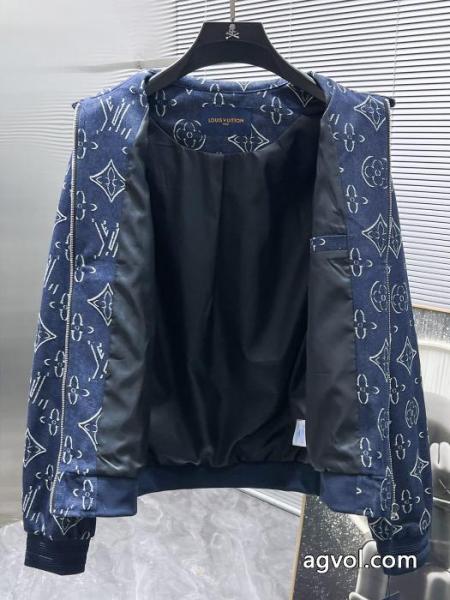 LOUIS VUITTON秋冬シーズン継続トレンド新着 超激得格安 心地よいスーパー コピー ブランド 通販ジャケット 2
