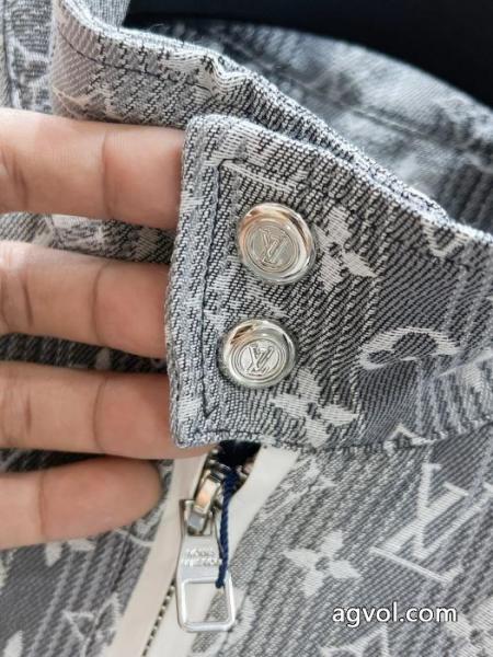先取り 人気急上昇中 欲しい可愛く新鮮ブランド スーパー コピージャケットLOUIS VUITTON 5 