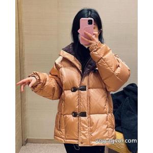 人気沸騰なアイテム 高級感のあるデザイン ギフトラッピングOKブランド スーパー コピー 優良店ダウンジャケットLOUIS VUITTON