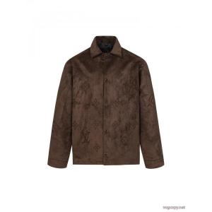 LOUIS VUITTON超特価新品 一気にトレンド感満載な着こなし サイズのよさを感じる新作ジャケットブランド コピー 専門店
