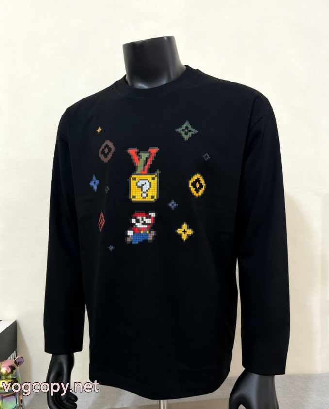 長袖TシャツLOUIS VUITTON欲しい可愛く新鮮 リラックスした雰囲気に HOT得価ブランド 偽物 1