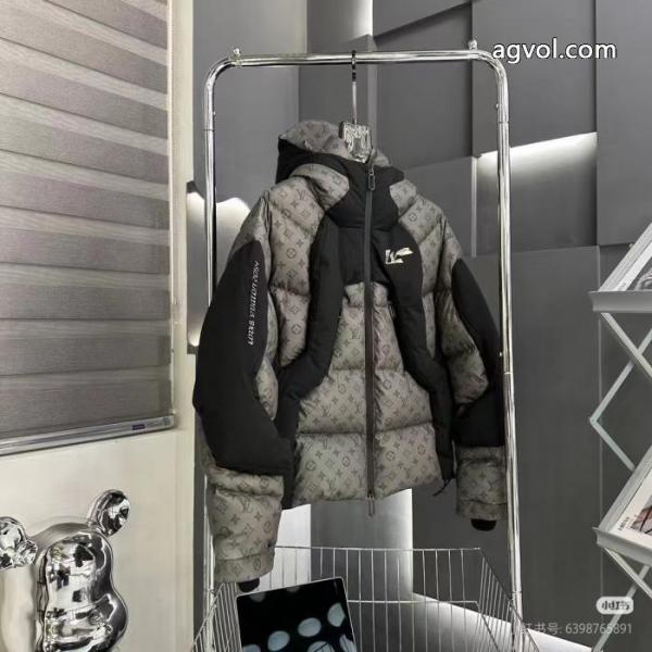 ダウンジャケットブランド コピー 品都会的 待望の再販売 2025大人気 LOUIS VUITTON 3