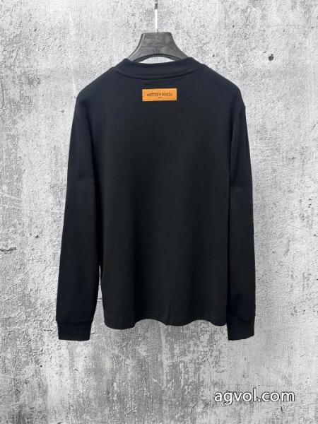 長袖Tシャツブランド スーパー コピー 通販カジュアルスタイルに 好評品 海外限定!LOUIS VUITTON 1