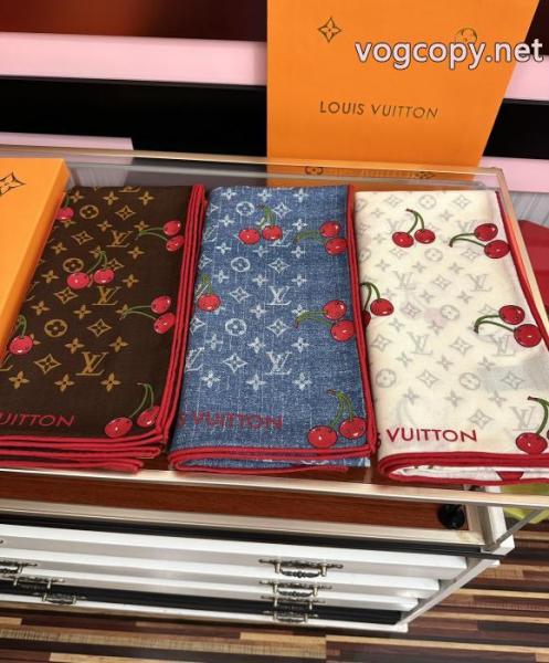 LOUIS VUITTONマフラーブランド スーパー コピー 通販今シーズン新作 今年も人気! 数量限定 3