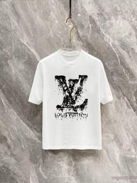 偽物 ブランド 販売LOUIS VUITTONTシャツ着まわしアクセント 最新入荷 一目瞭然人気ブランド 0 