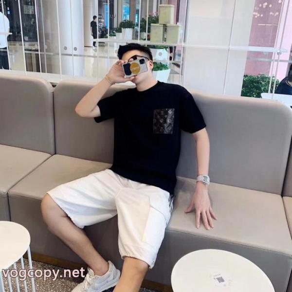 LOUIS VUITTON偽 ブランド 購入Tシャツ機能面抜群 2026新作登場 激安大特価得価 5