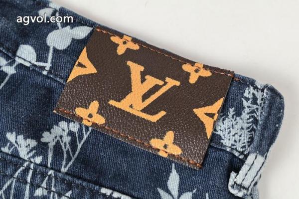 ブランド スーパー コピー 舗LOUIS VUITTONジーンズ素敵デザイン未入荷ブランド 新作追加 話題沸騰 3