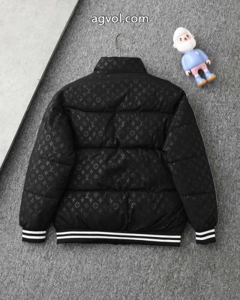 偽 ブランド 時代の風潮 高評価アイテム 赤字価格綿の服LOUIS VUITTON 5 