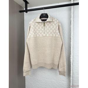 ブランド レプリカLOUIS VUITTON個性的  少数入荷 海外限定セーター