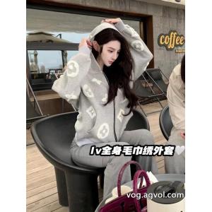 お買い得送料無料 必需品 大人気発売中偽物 通販LOUIS VUITTONコート