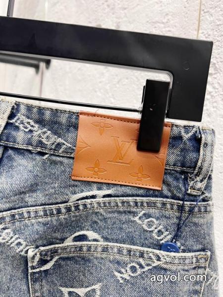 ジーンズ通勤の定番 着まわしアクセント 破格の激安セールLOUIS VUITTON偽 ブランド 3