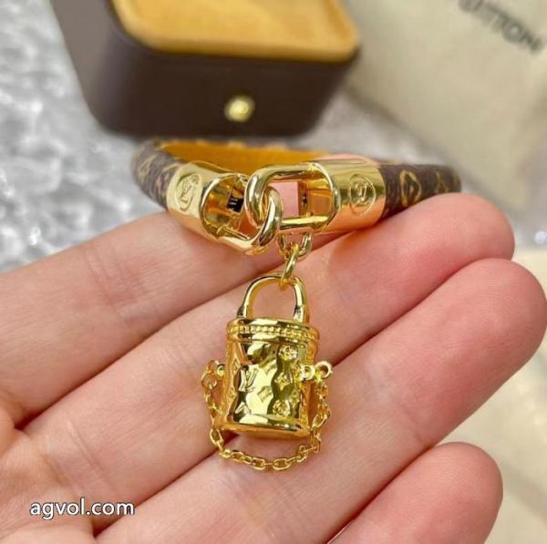 コピー 商品 ブランドルイ ヴィトン新作入荷2026 お洒落 女性らしい!人気アクセサリー.. 5 