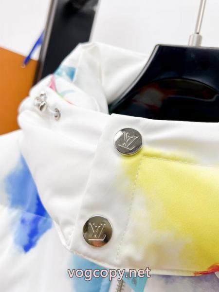 ブランド コピー ショップ ダウンジャケットLOUIS VUITTON2026限定 超レア 驚きの価格 絶対的入手困難激レア.. 3