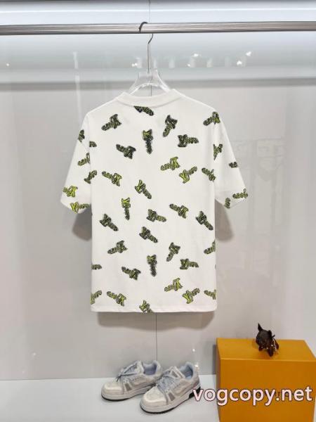Tシャツ肌触りがとても良い ファッションの最先端! 上品な質感LOUIS VUITTON偽 ブランド 販売 4