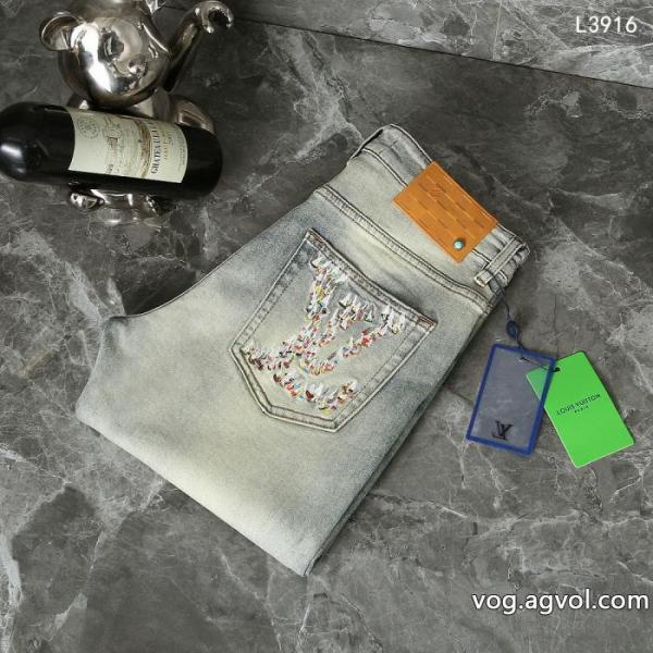 ジーンズブランド スーパー コピー 店舗新品登場 最安値挑戦! 即発送最新作2026 LOUIS VUITTON 0